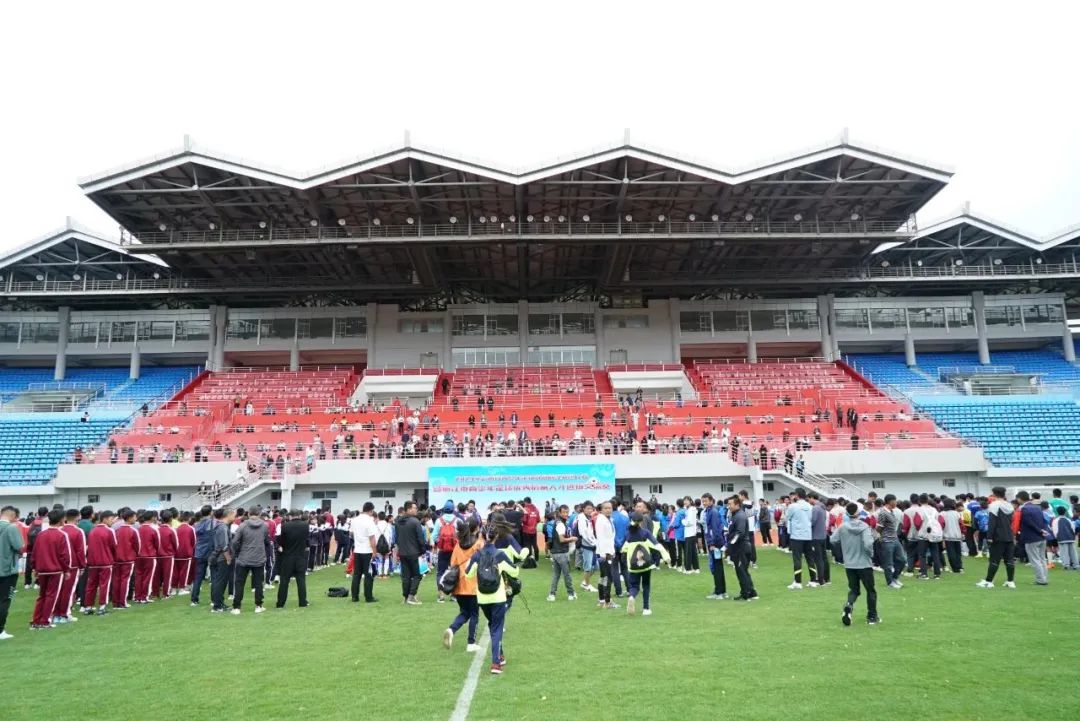 云南省丽江赛区青少年足球联赛圆满落幕 (2).jpg