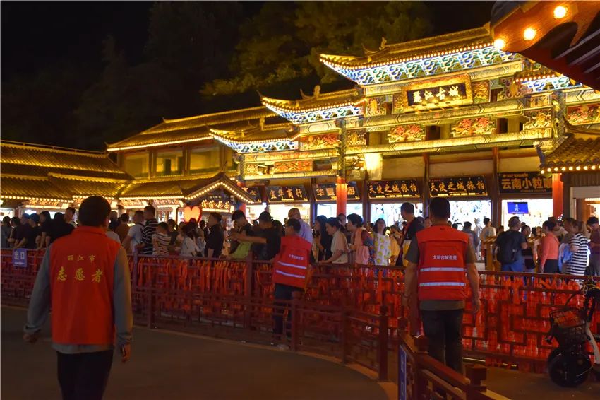 守护古城周边交通安全秩序-丽江在行动！ (14).jpg