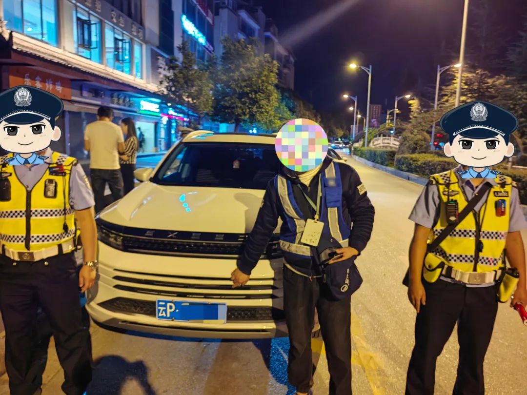 震惊！丽江一车主请的代驾竟然酒后驾车.jpg