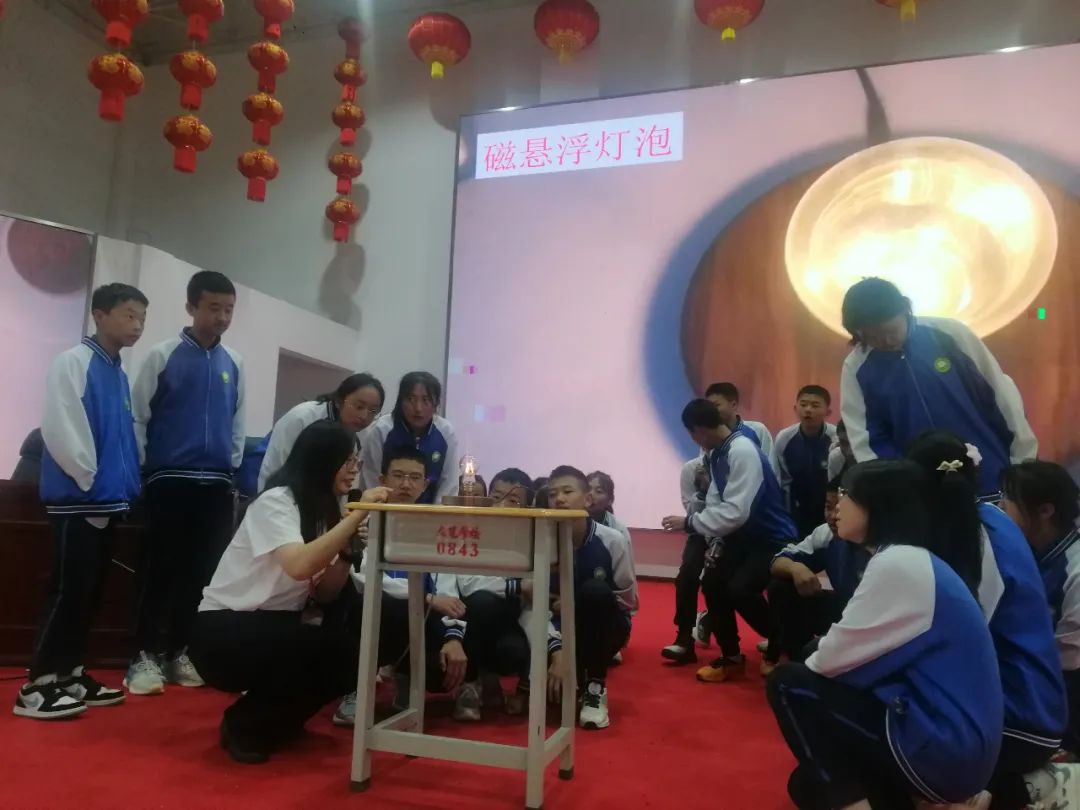 中国科学院科普活动助力玉龙中小学生探索科学世界！ (3).jpg