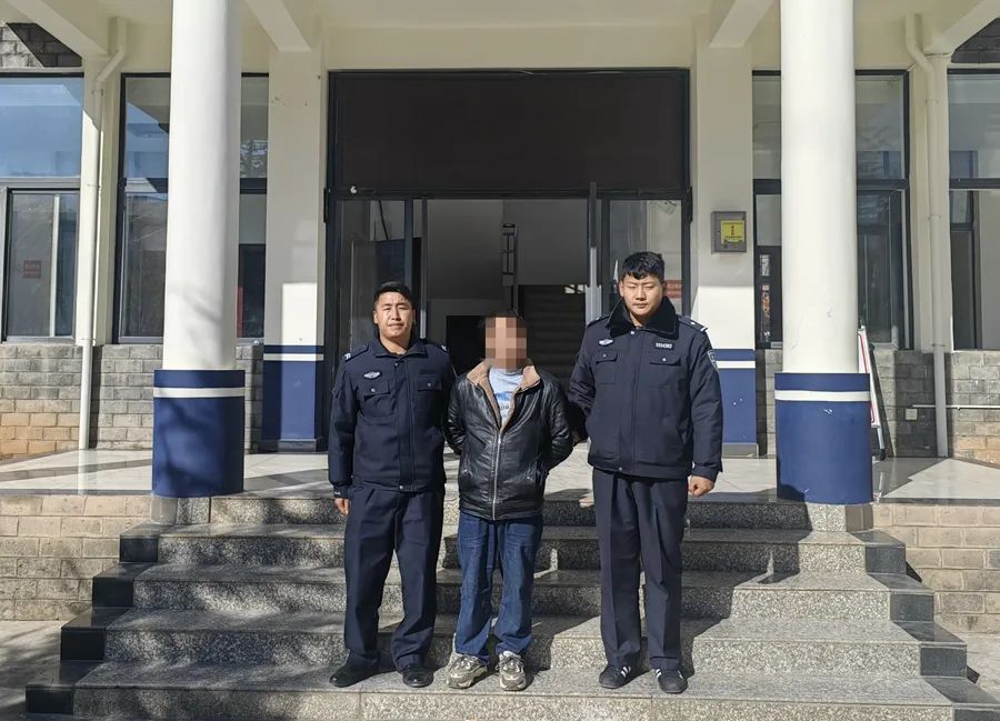 宁蒗警方严打违法犯罪，抓获一名在逃人员.jpg