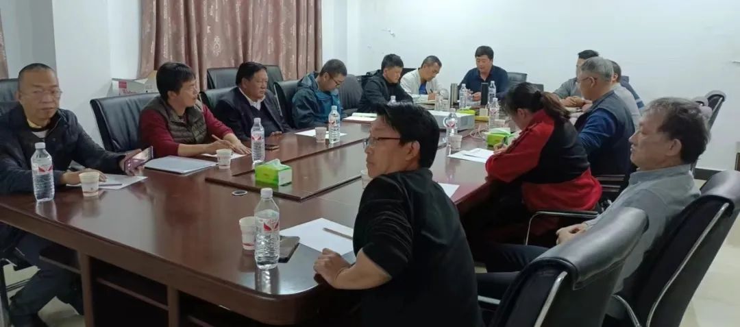 丽江泸沽湖人工繁殖项目通过验收，保护珍稀土著鱼类成功.jpg