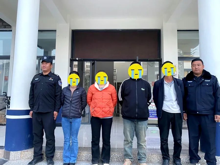 宁蒗紫玛派出所查获聚众赌博案，9人涉赌落网！ (4).jpg