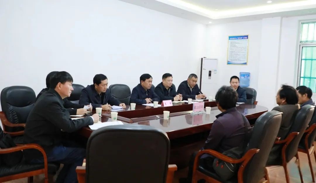 王峥书记深入基层接访：站稳人民立场，解决群众急需问题.jpg