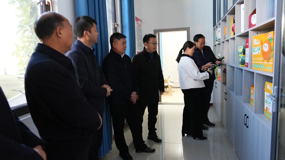 创新驱动乡村振兴：永胜县举办电商助农直播带货活动颁奖仪式.jpg