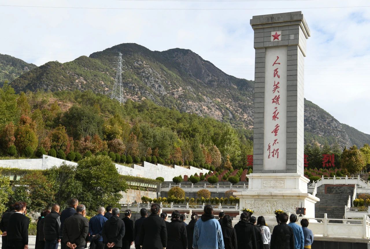 “文明祭扫·绿色清明”主题活动1.jpg