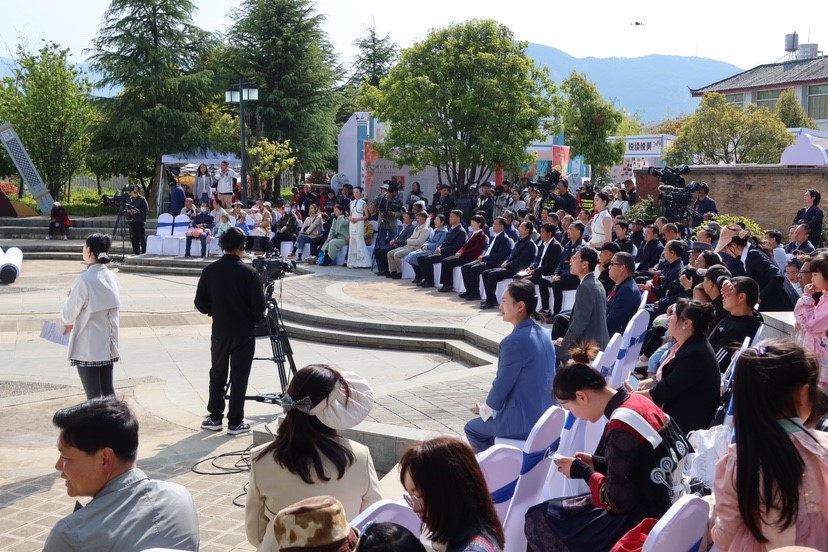 丽江市第三届“书香丽江”全民阅读活动暨悦读月2.jpg