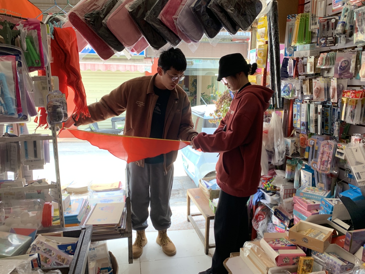 丽江古城区展开共青团、少先队标志标识规范排查专项行动1.jpg
