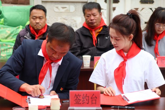 黎明完小获赠爱心棉被，二双捐赠温暖山区学子9.jpg