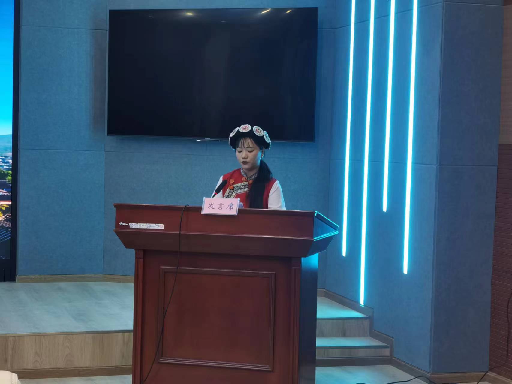 丽江市文旅局召开五一旅游接待工作暨警示教育工作会议7.jpg