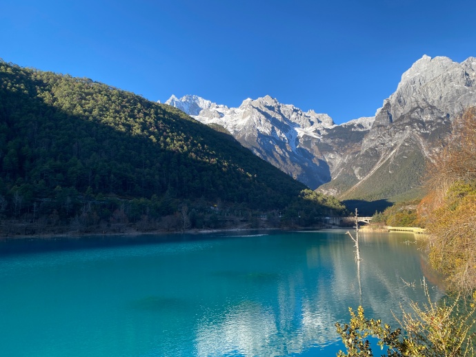 2024年玉龙雪山景区“五一”假日旅游温馨提示.jpg