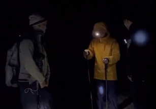 情侣私自徒步困牦牛坪腹地，警方与景区联手4小时成功救援01.png