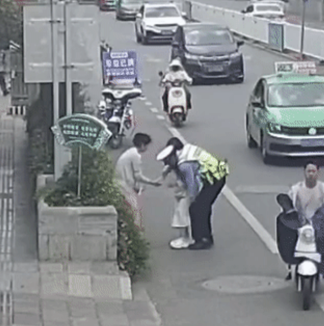 谢谢你！辅警章晓俊.png