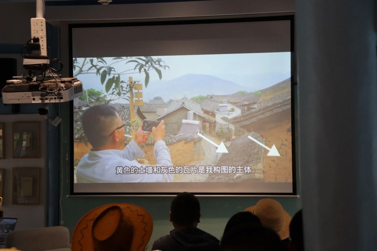 舍不得的丽江·新媒体课堂在丽江古城三联韬奋书店开课3.jpg