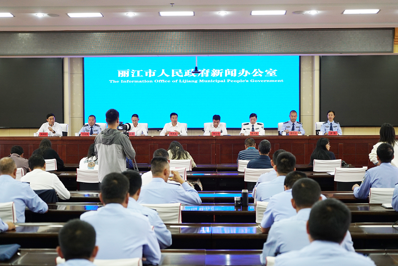即日起，丽江三义国际机场航空口岸144小时过境免签 (1).jpg