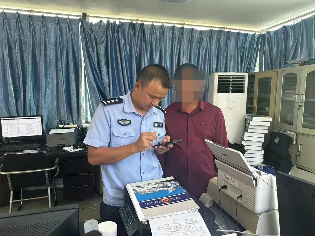 孙女不慎泄露信息，微信被盗数十万元，警方紧急止付挽回九成损失.jpg
