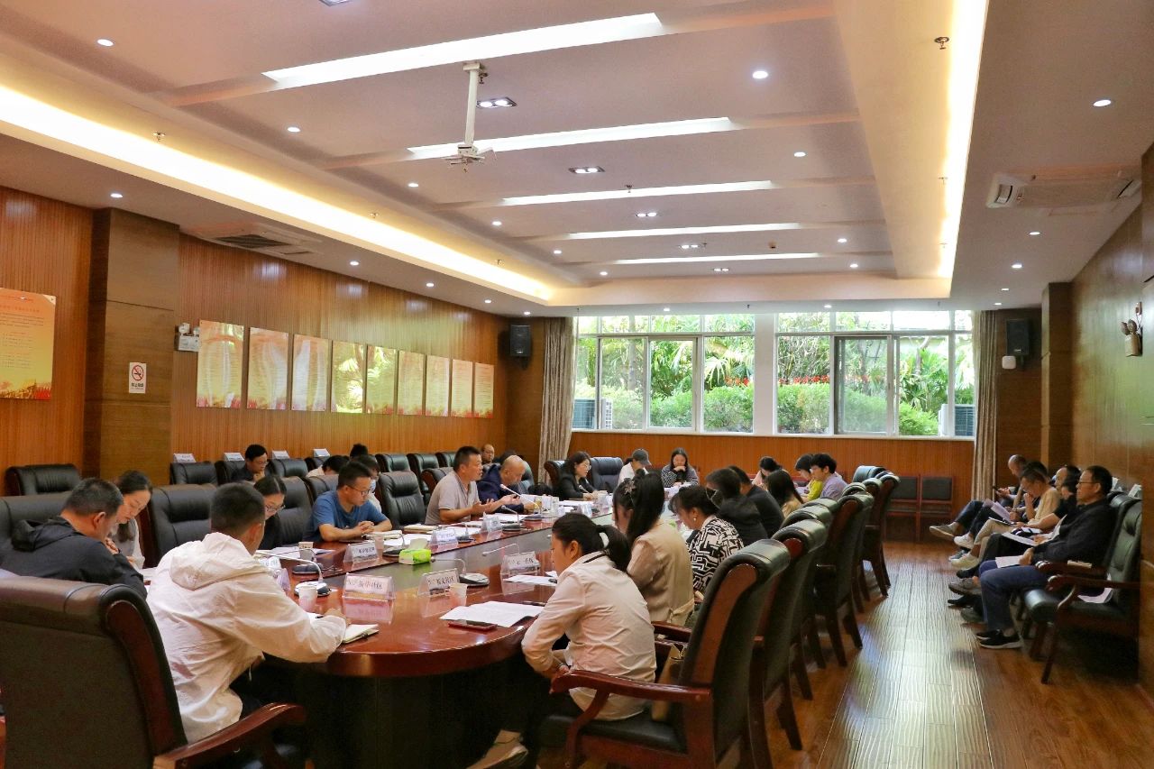 丽江古城景区召开夜间经济发展三年行动推进会5.jpg