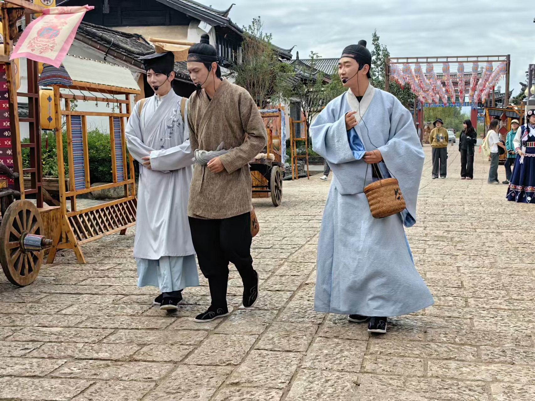来丽江，在《序山海》一起沉浸式体验纳西中秋节09.jpg