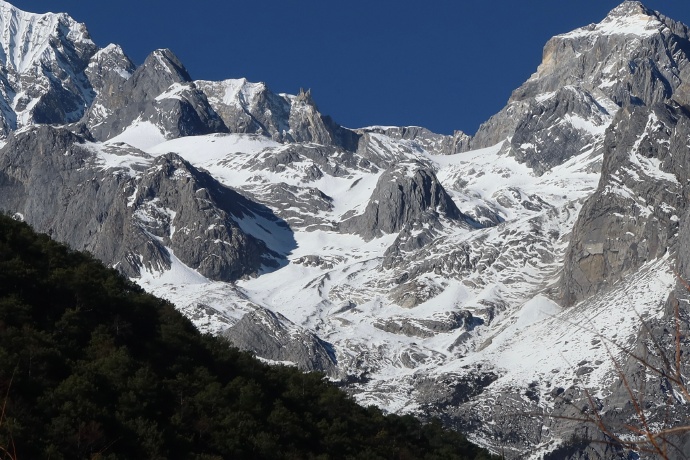 看过来！国庆期间玉龙雪山3条索道运营时间.jpg