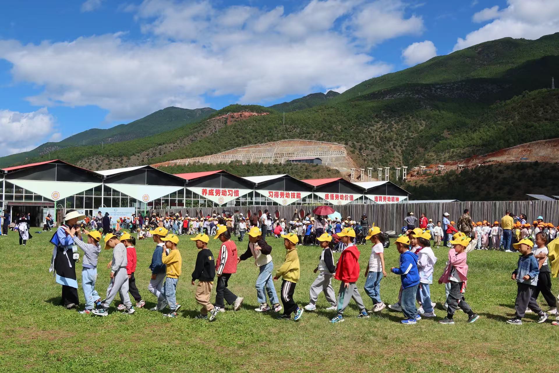 开南街道“研学 农文旅”  探索无限可能 (1).jpg