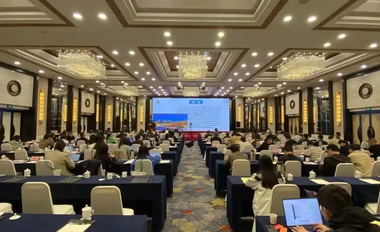 玉龙雪山在全国文化和旅游标准化工作培训班上分享“标准化管理”典型经验1.jpg