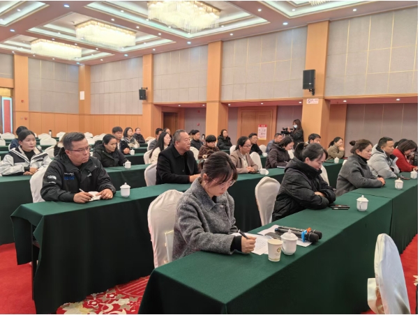 十八大以来，玉龙县经济总量实现翻番，2023年地区生产总值118.48亿元02.png
