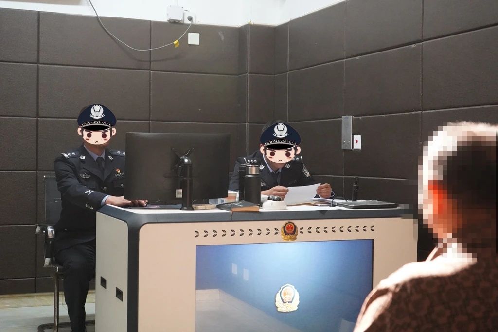 华坪公安“冬季行动”筑牢安全防线，点亮冬季“平安灯”2.jpg