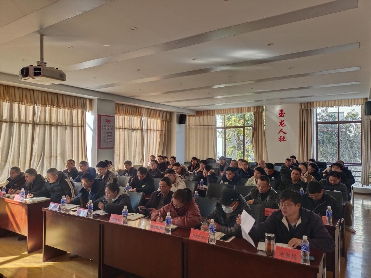 玉龙县开展治理欠薪冬季专项行动暨县救助管理站应急演练2.jpg