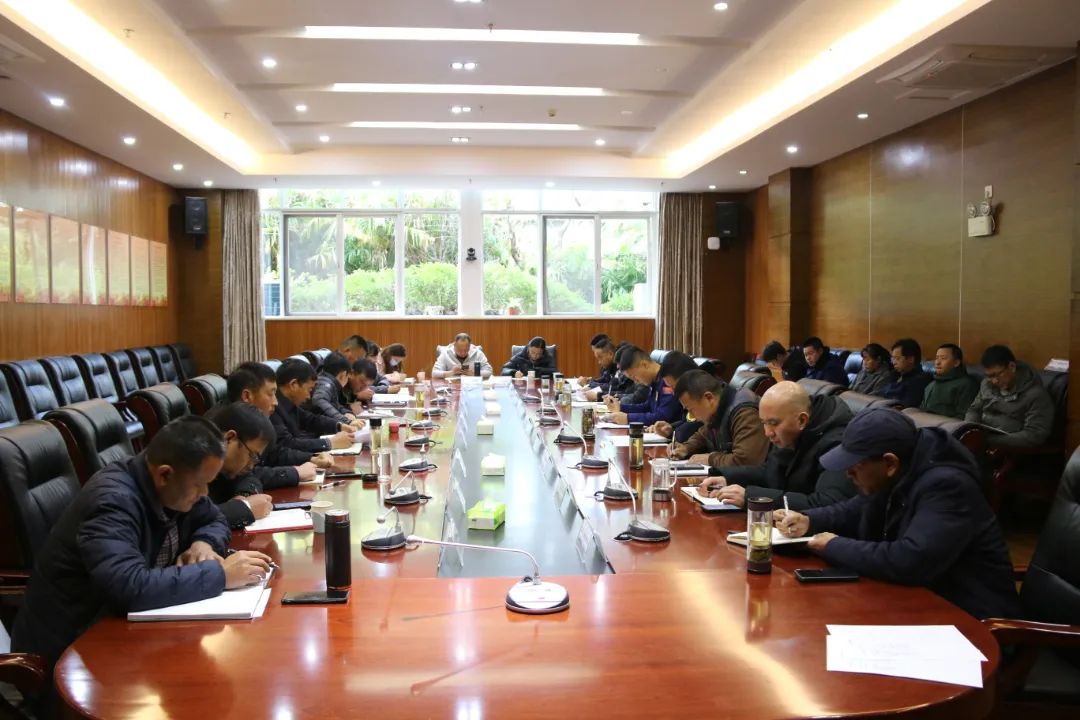 丽江古城景区召开2025年安全生产、消防安全和森林草原防灭火工作会议1.jpg