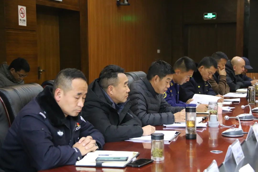 丽江古城景区召开2025年安全生产、消防安全和森林草原防灭火工作会议4.jpg