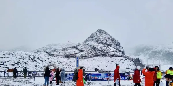 丽江人，你的羽绒服先别收！4月27日起降温+雨雪组团来袭