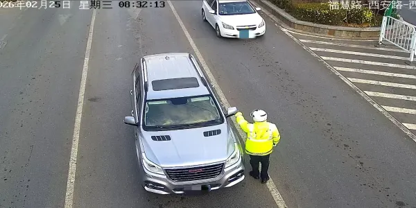 有过驾照≠有驾照！丽江古城交警严查“失格驾驶”，已处理16人