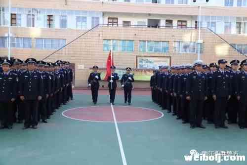 不忘入警初心 重温入警誓词.webp.jpg