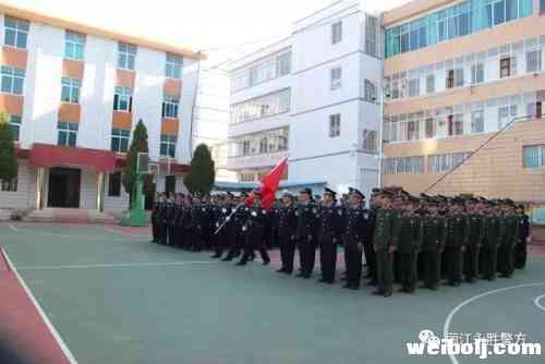 不忘入警初心 重温入警誓词.webp (1).jpg