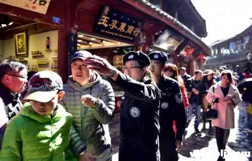 多措并举让游客在丽江游玩更安全