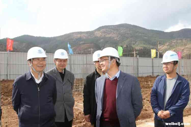 省发改委领导到宁蒗调研易地扶贫搬迁工作