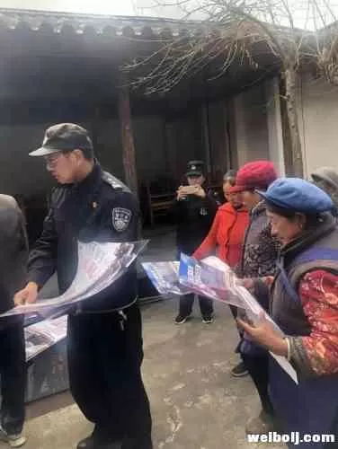 金山街道开展新一轮“扫黑除恶”专项斗争宣传