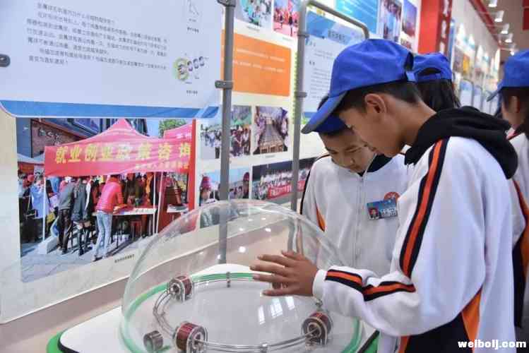 好消息！中国流动科技馆来了！快去体验一下吧！