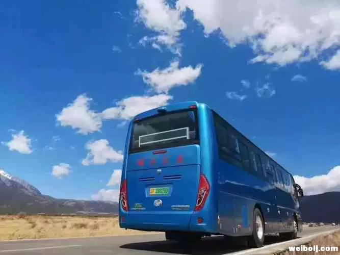 简直不要太安逸！15元即可乘公交专线直达玉龙雪山景区