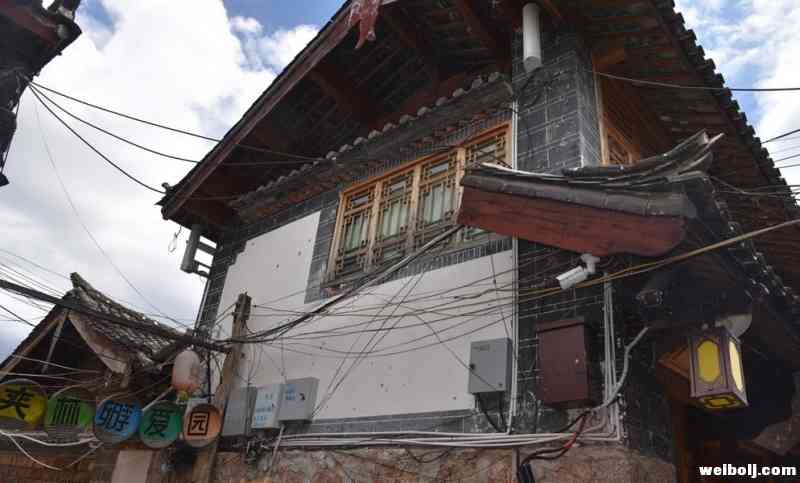 副市长调研束河问题突出 要求采取最严措施整治束河各种乱象 (2).jpg