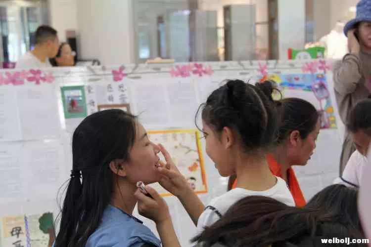 爱要说出来，这个母亲节让众人潸然泪下！