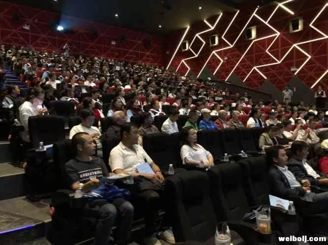 平凡人物务实而光荣的一生|纪录片《愿》今日丽江首映！