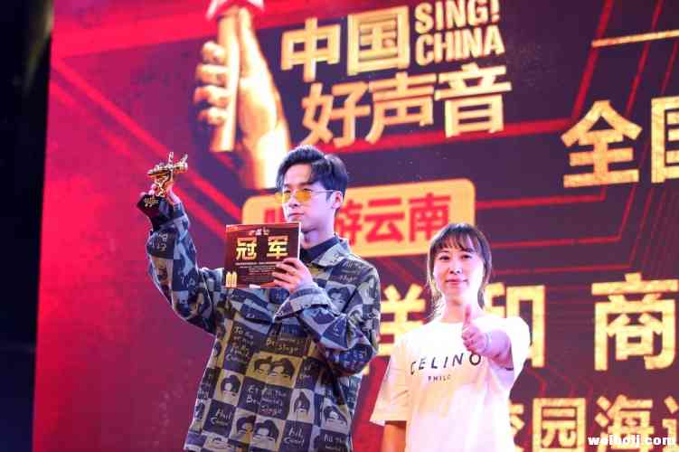 《中国好声音》丽江赛区总决赛燃爆了，让全场女生尖叫的他，夺冠啦！