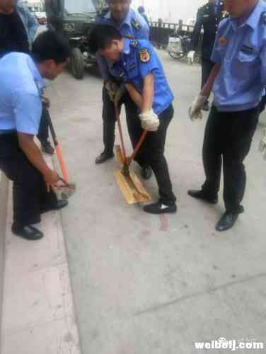 店铺门口停车位是的你吗？执法部门说......