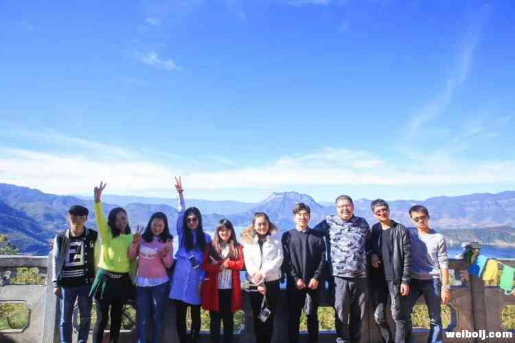 新奇！在住宿的客栈，上一堂纳西东巴文课是什么体验？