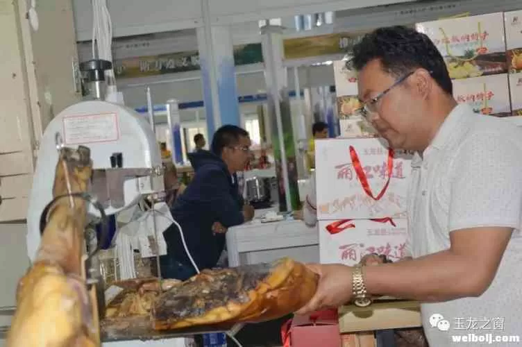 惊艳上海滩！沪滇两地主要领导为丽江特产打call