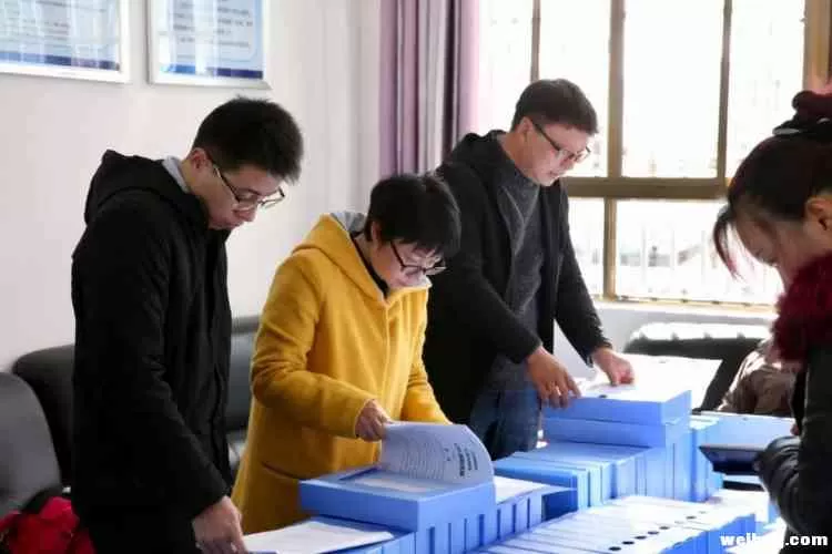 省教科院专家组到永胜开展教研机构评估认定工作