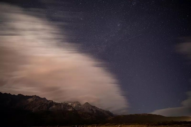 你有没有来玉龙雪山看过流星？