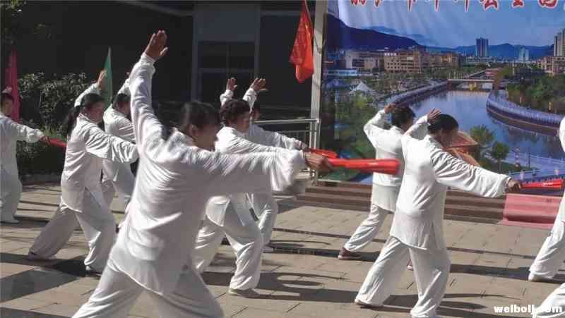 136位老人到县家之源康养中心体验康养