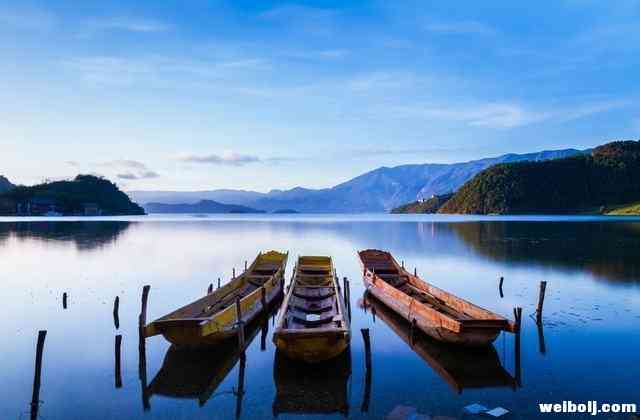 去远方就去丽江